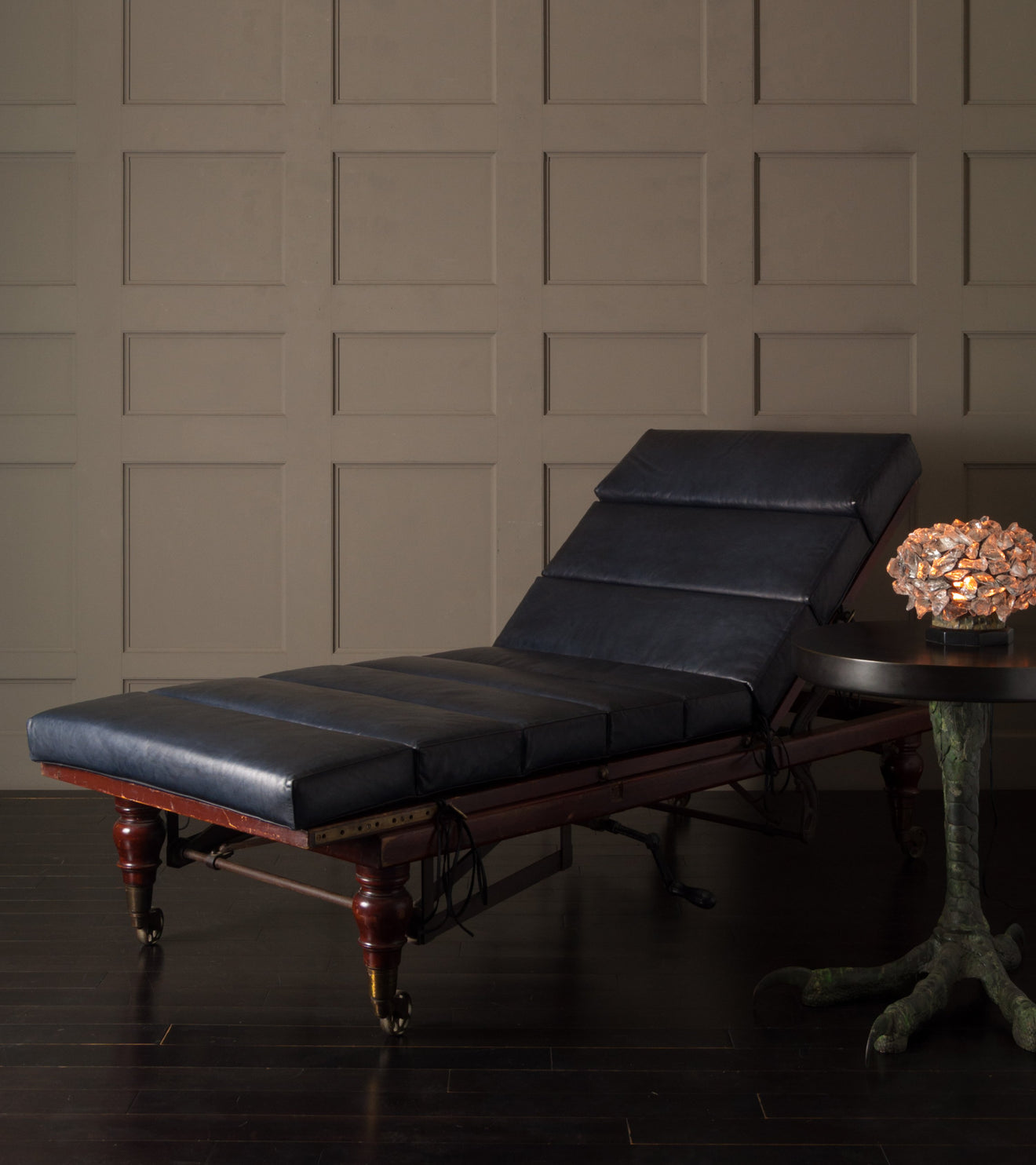 Adjustable Lounge with Contemporary Leather Cushion