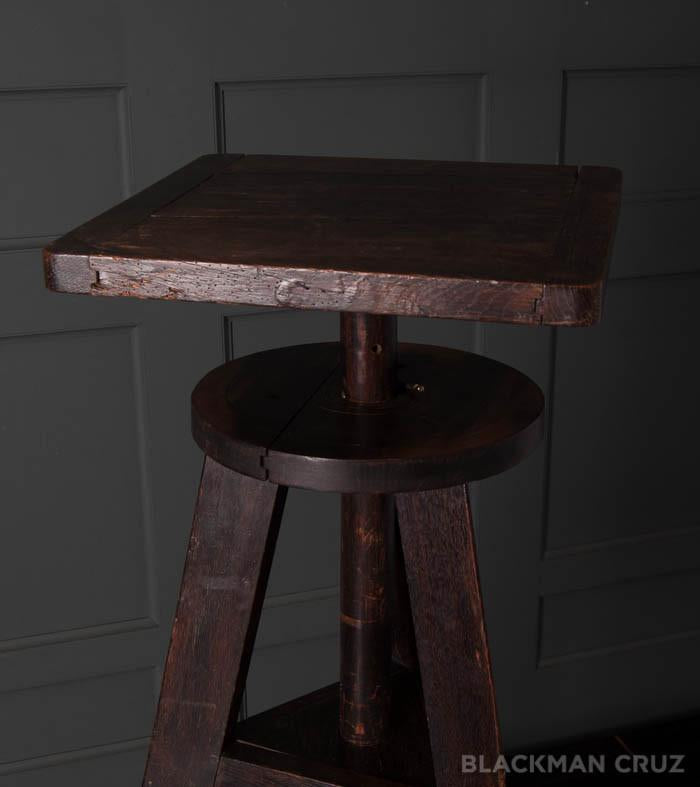 Oak Adjustable Sculpting Stand