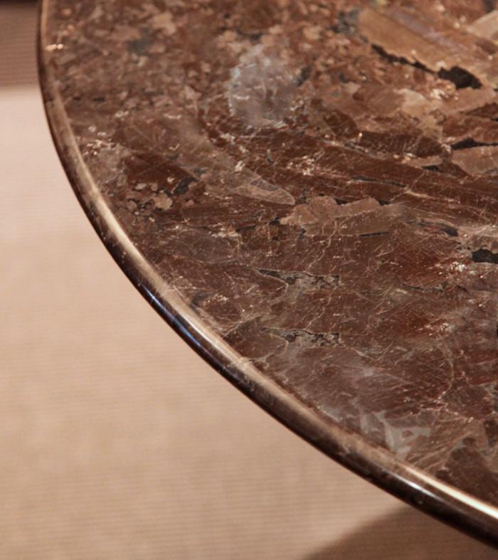 Op Round Table, Bronze