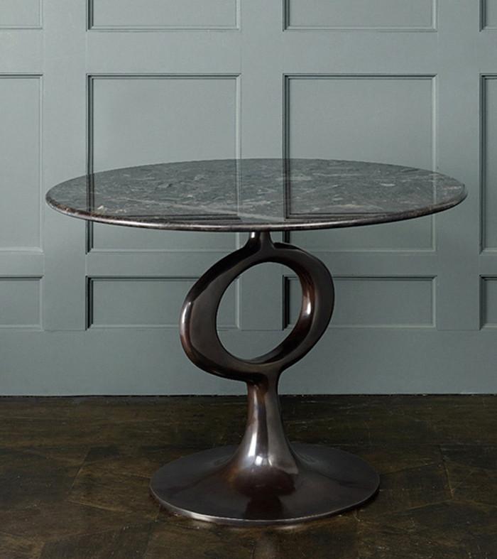 Op Round Table, Bronze