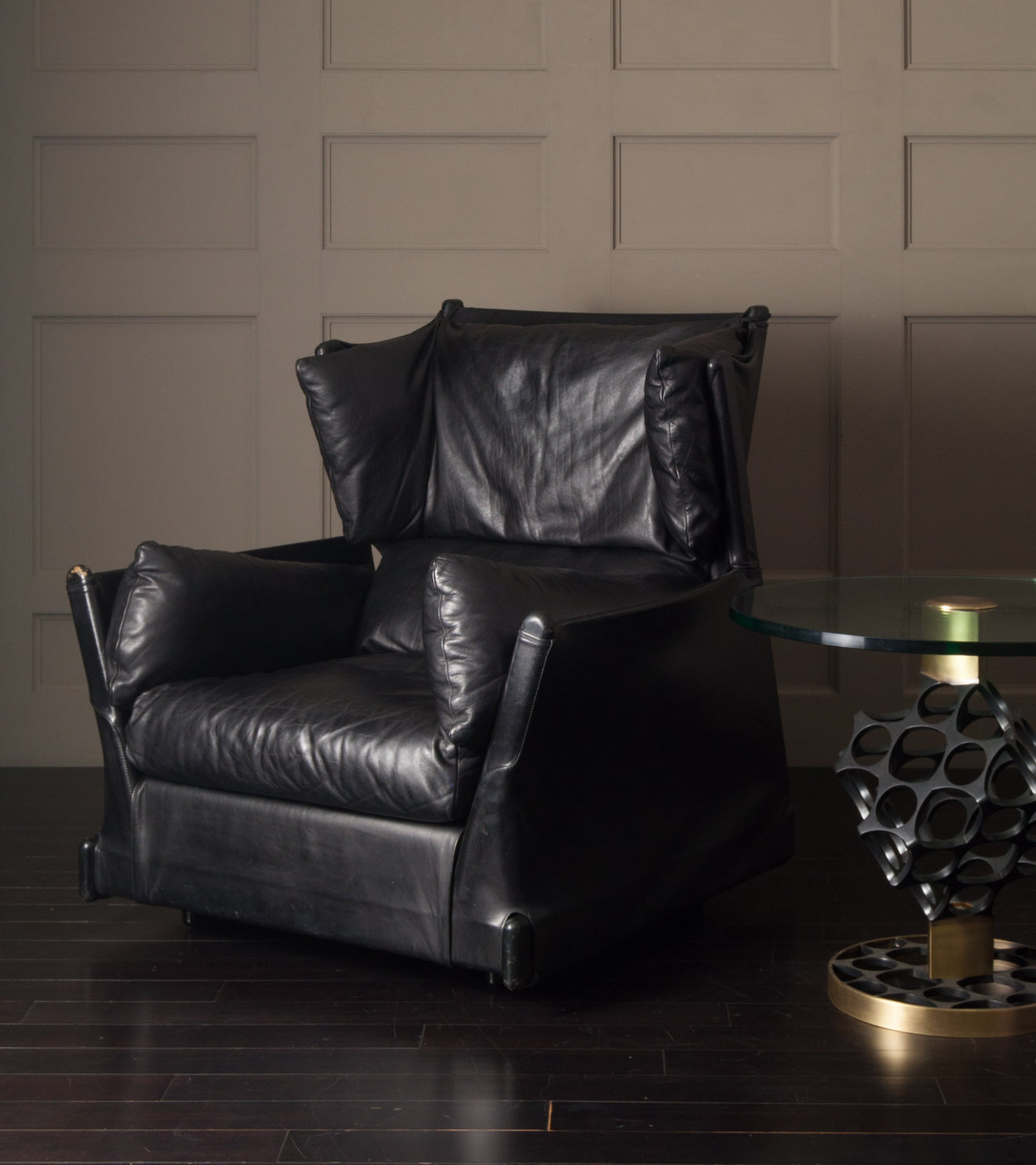 Vico Magistretti for Cassina, 'Vela' Club Chairs